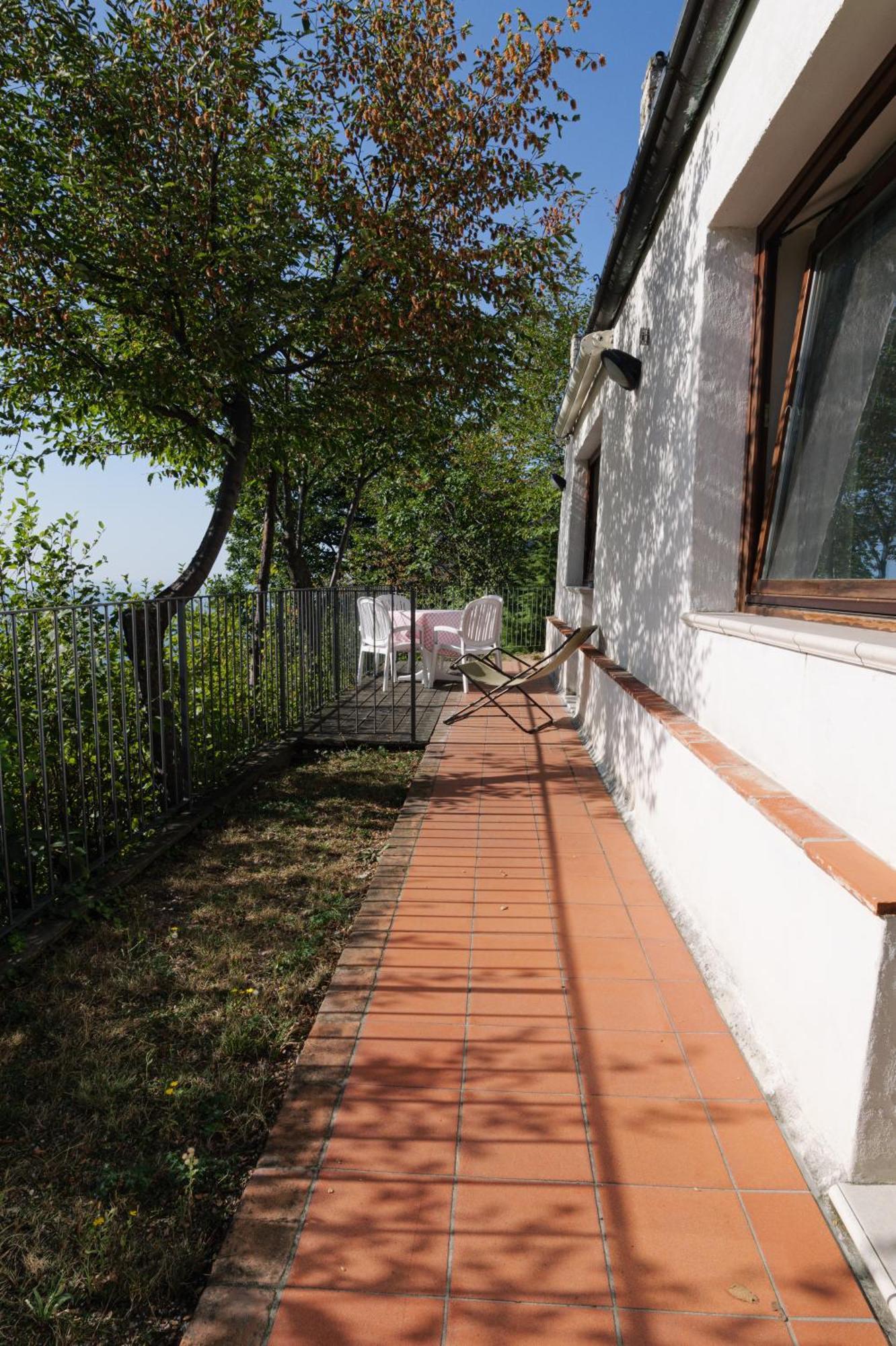 Casa Navla' Appartamenti "Ulivi"- "Fiori" -"Velieri"-"Luna"-"Nido"-"Taverna" Tignale Esterno foto